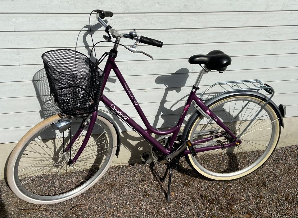 Crescent Loste 28’ tuumainen 3 vaihteinen naisten polkupyörä