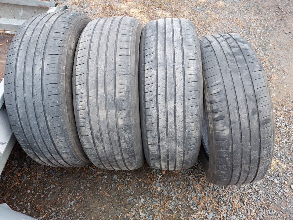 Kesärenkaat 215/60R17 4 kpl