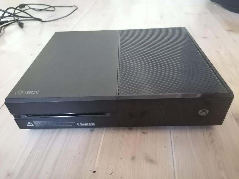 Xbox One (1 TB)