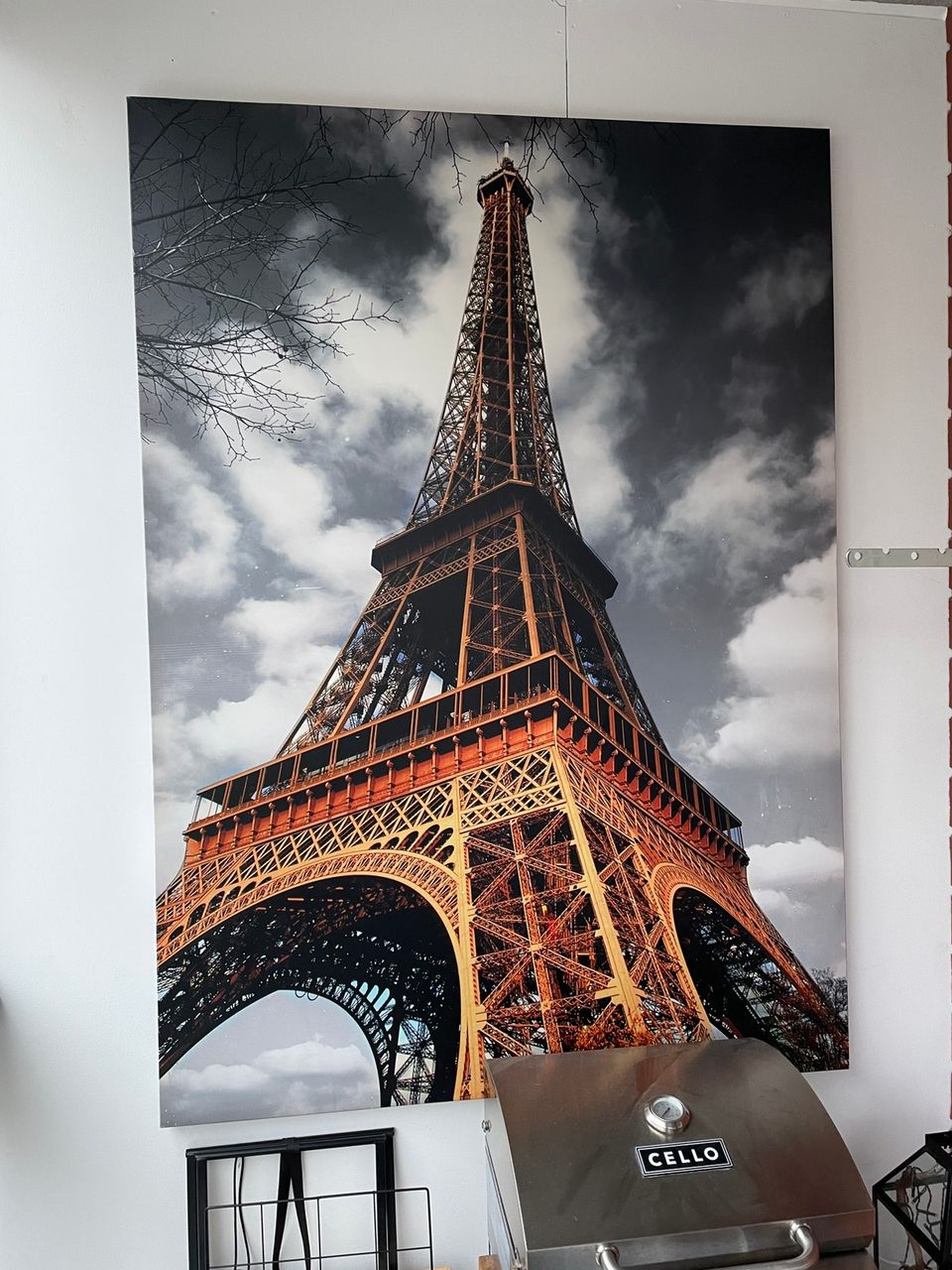 Eiffel torni canvastaulu
