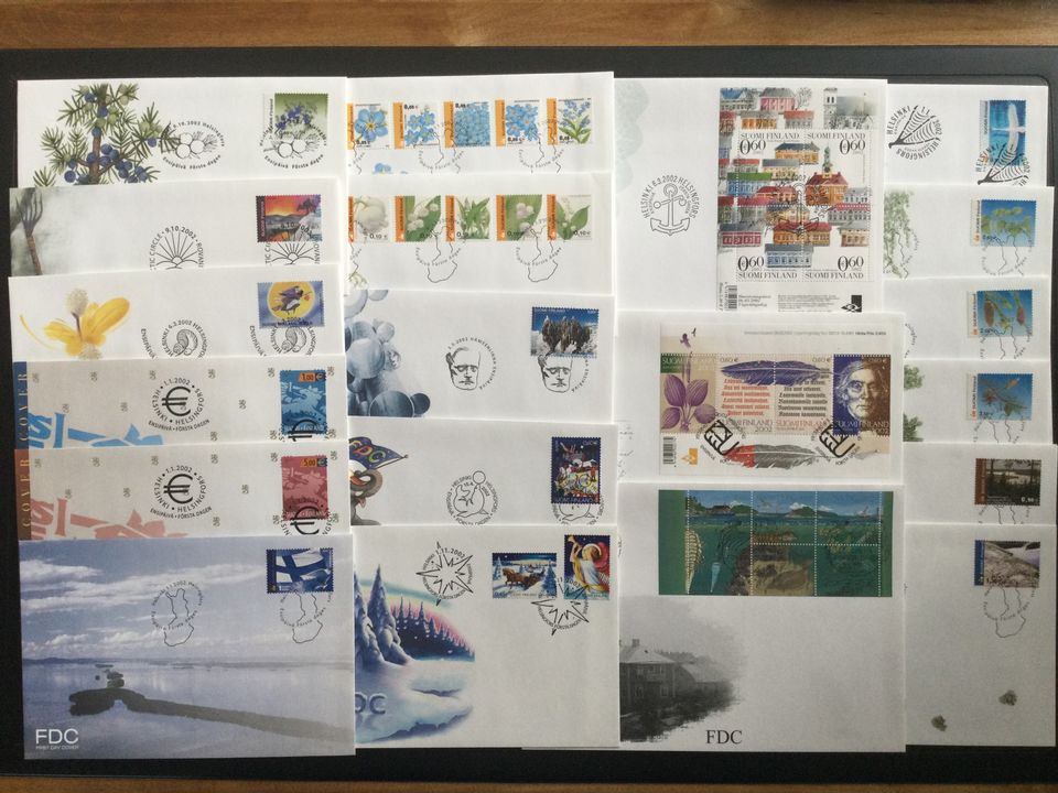 Vuoden 2002 Suomen postimerkit ensipäiväkuorina (20 kpl)