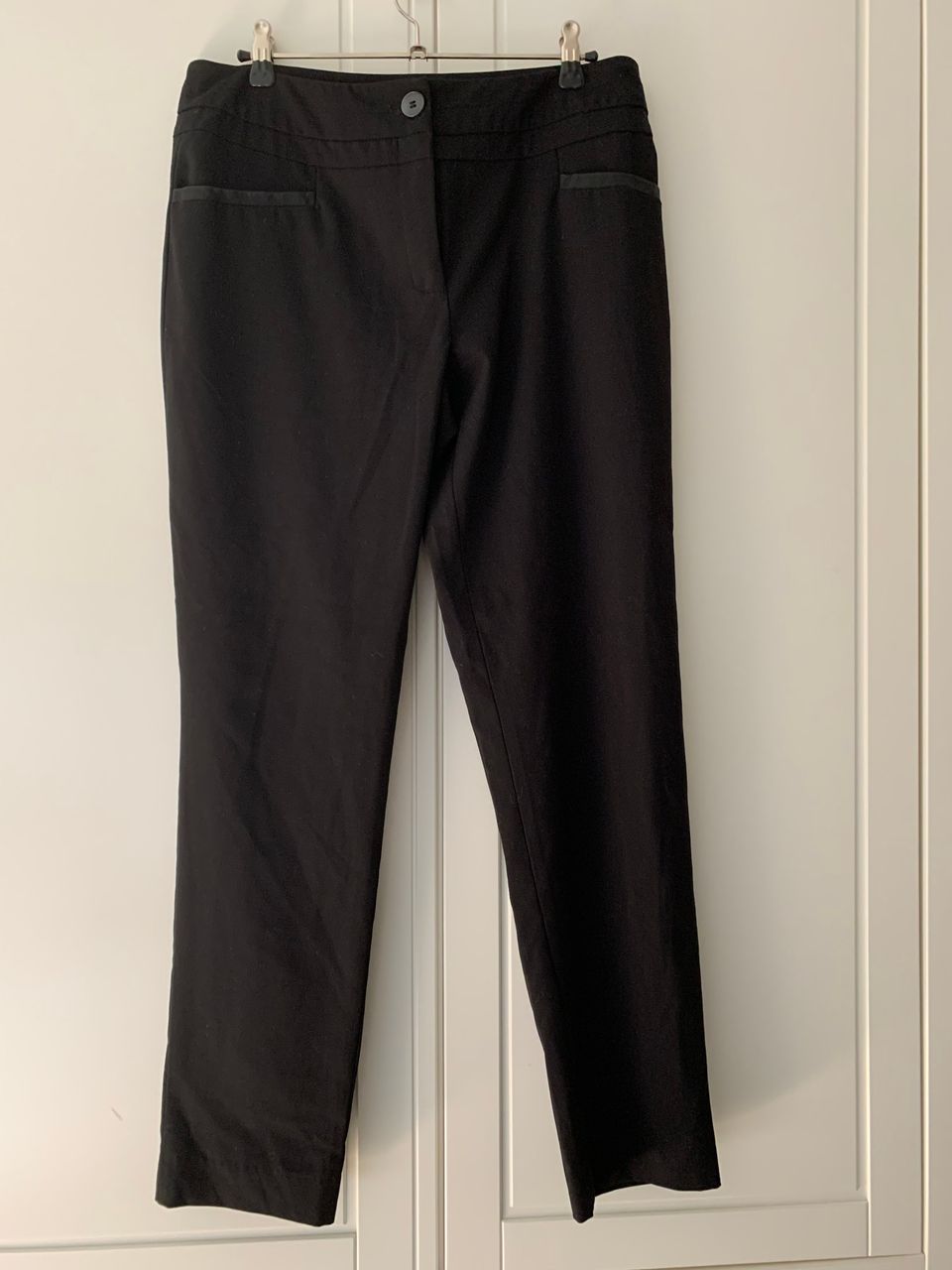 Mustat siistit housut, koko 38, Brandtex collection