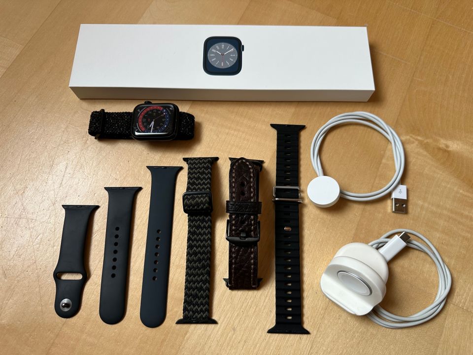 Apple Watch 8 GPS 45mm