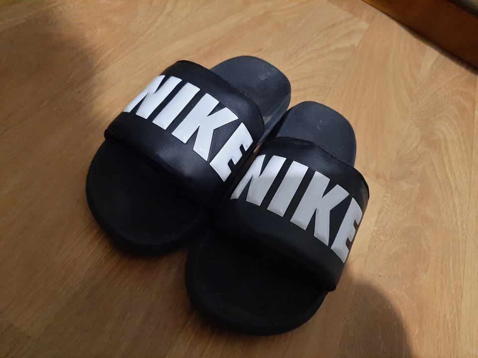 Nike sandaalit koko 38