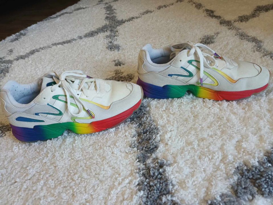 Adidas Pride lenkkarit / kesäkengät