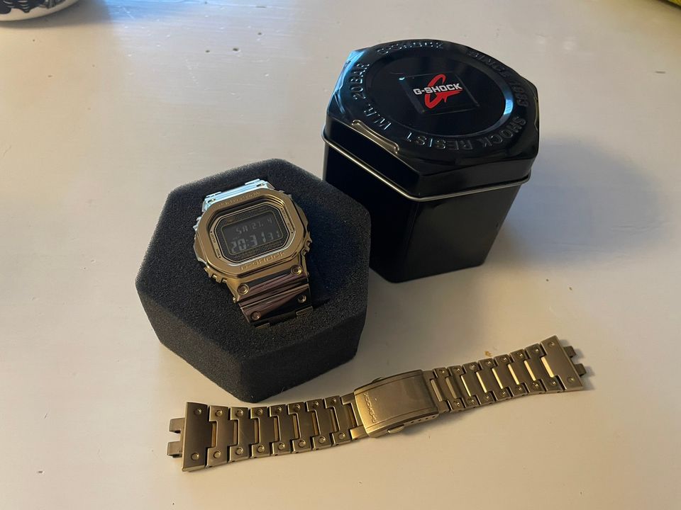 Casio G-Shock GMW-B5000GD-9ER