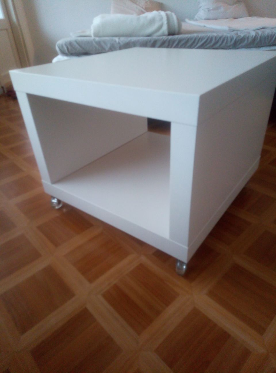 Ikea sohvapöytä