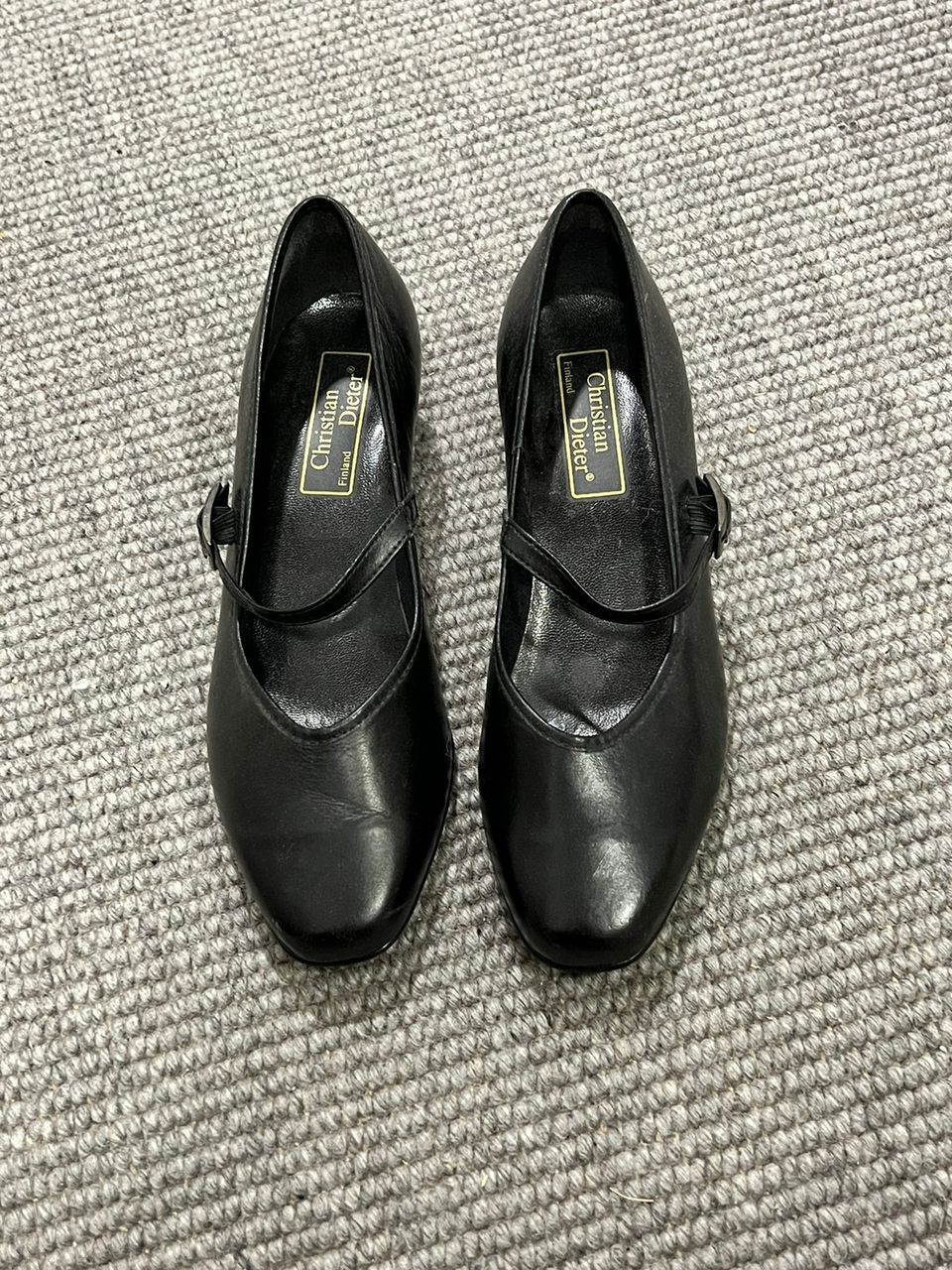Naisten kengät (5)