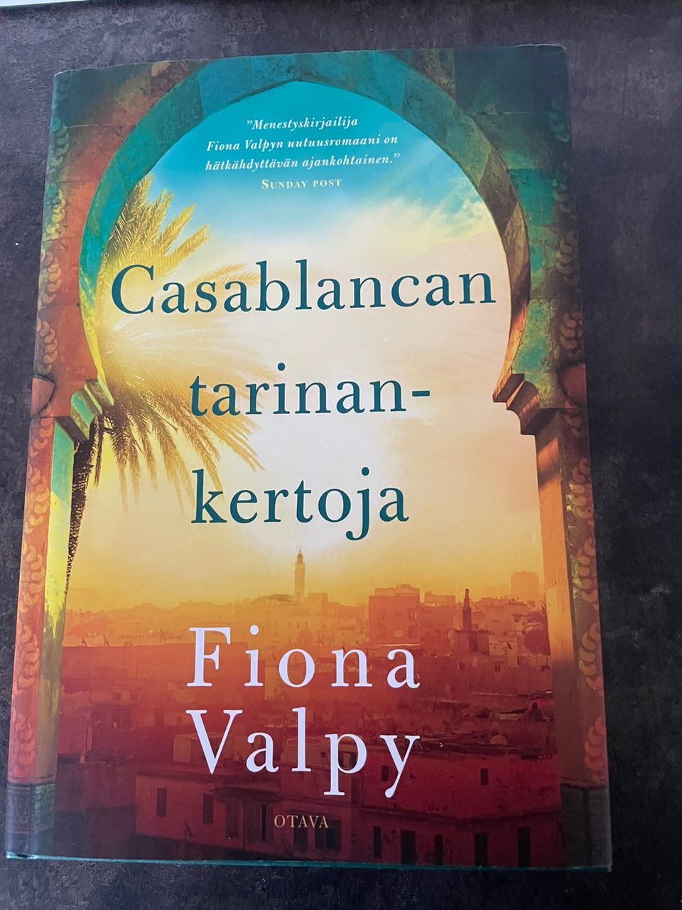 Fiona Valpy Casablancan tarinankertoja