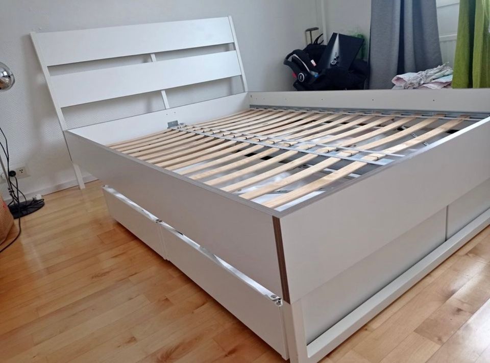 Sänky 140x200 Ikea