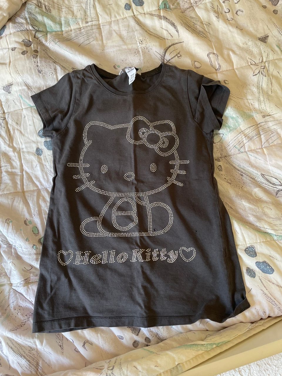 Hello Kitty t-paita