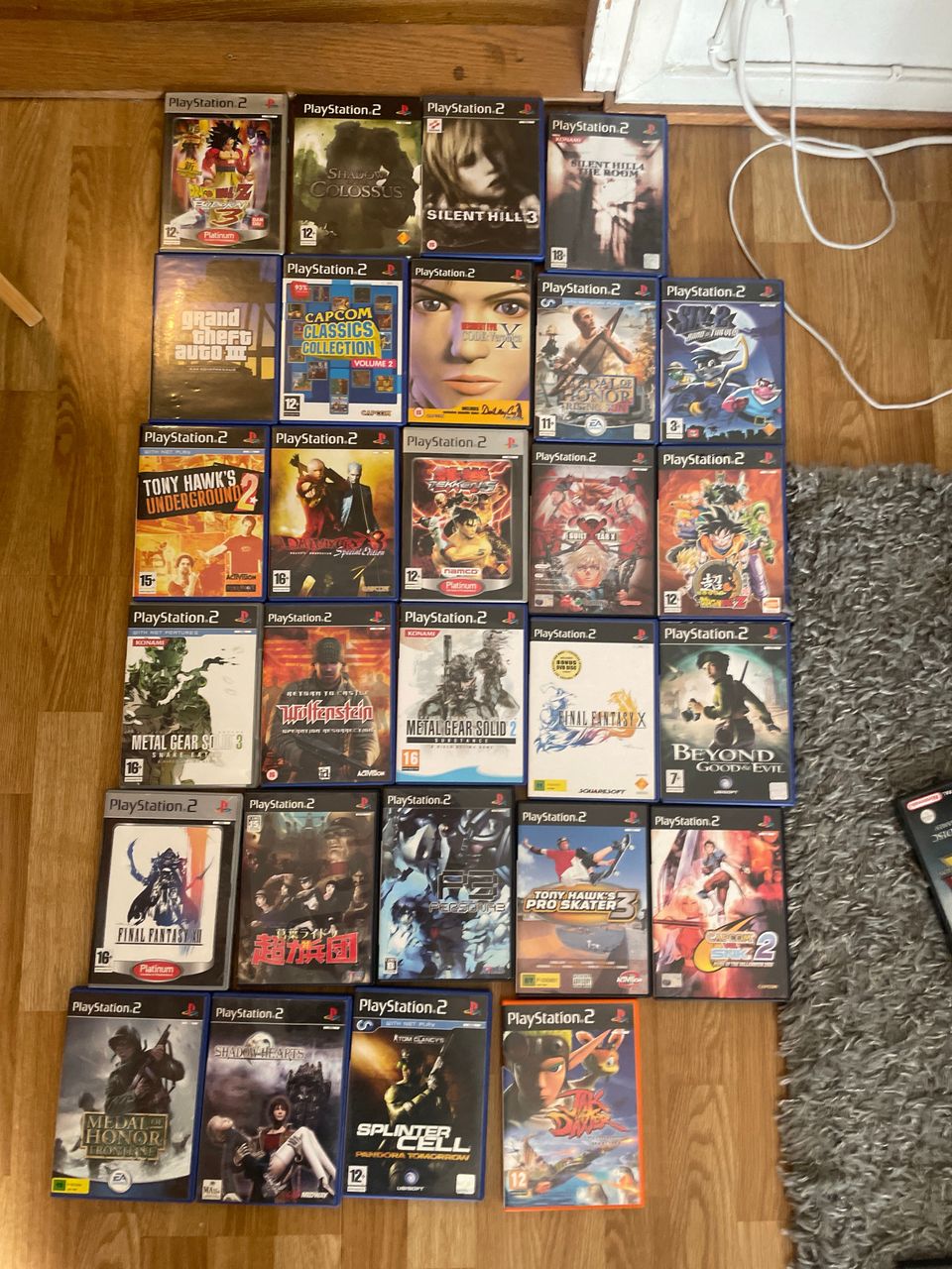 Joukko PS2 pelejä