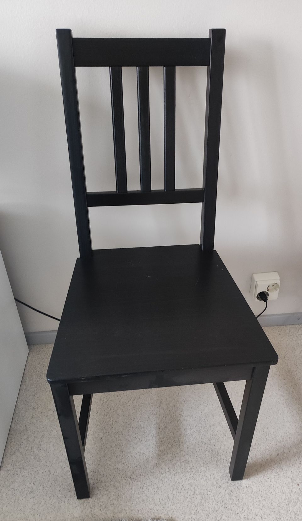 Ikean mustat tuolit 4 kpl