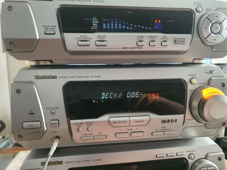 Technics erillis hifi sarja stereo cd mankka taajuuskorjain