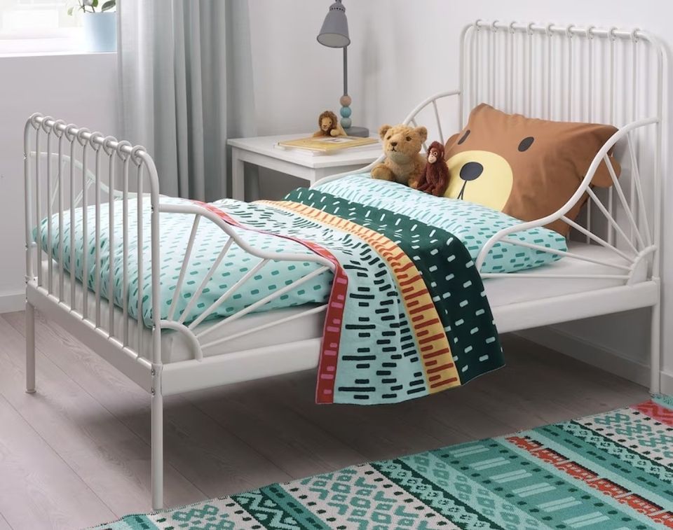 Ikea Minnen jatkettava sänky