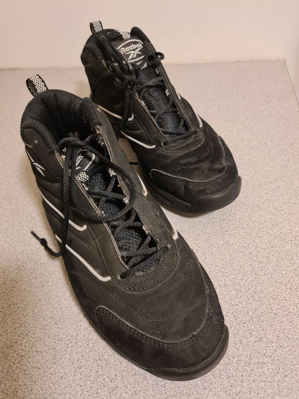 Reebok sisäliikuntakengät 39