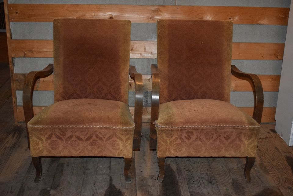 Projektikuntoiset K-nojatuolit 40-luvulta