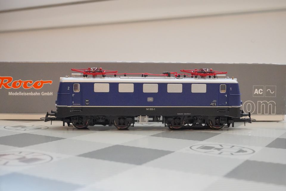 Roco 68625 DB BR 141 veturi,digitaali,Märklin radoille