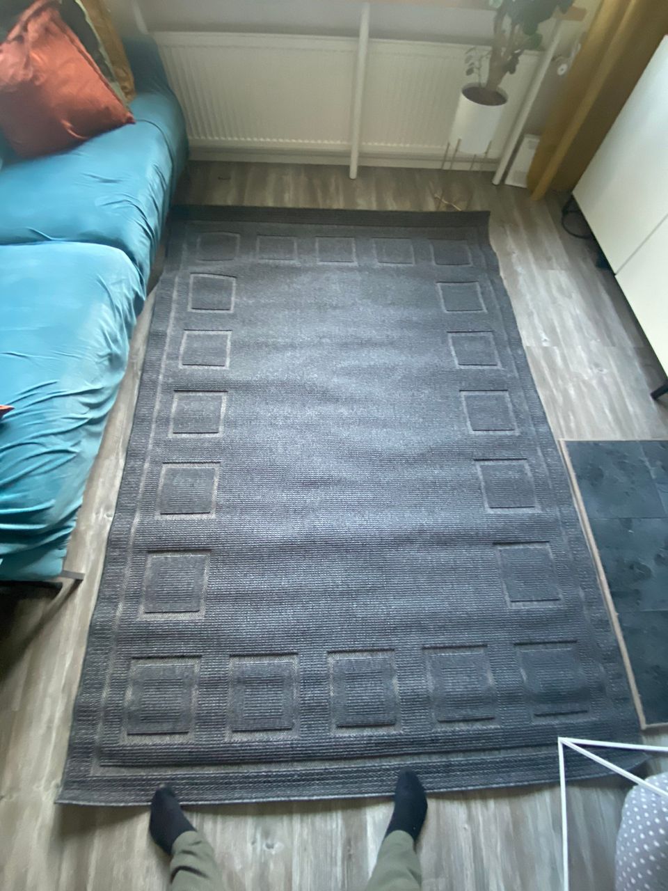 Tummanharmaa matto 160x230cm laadukas ja uusi