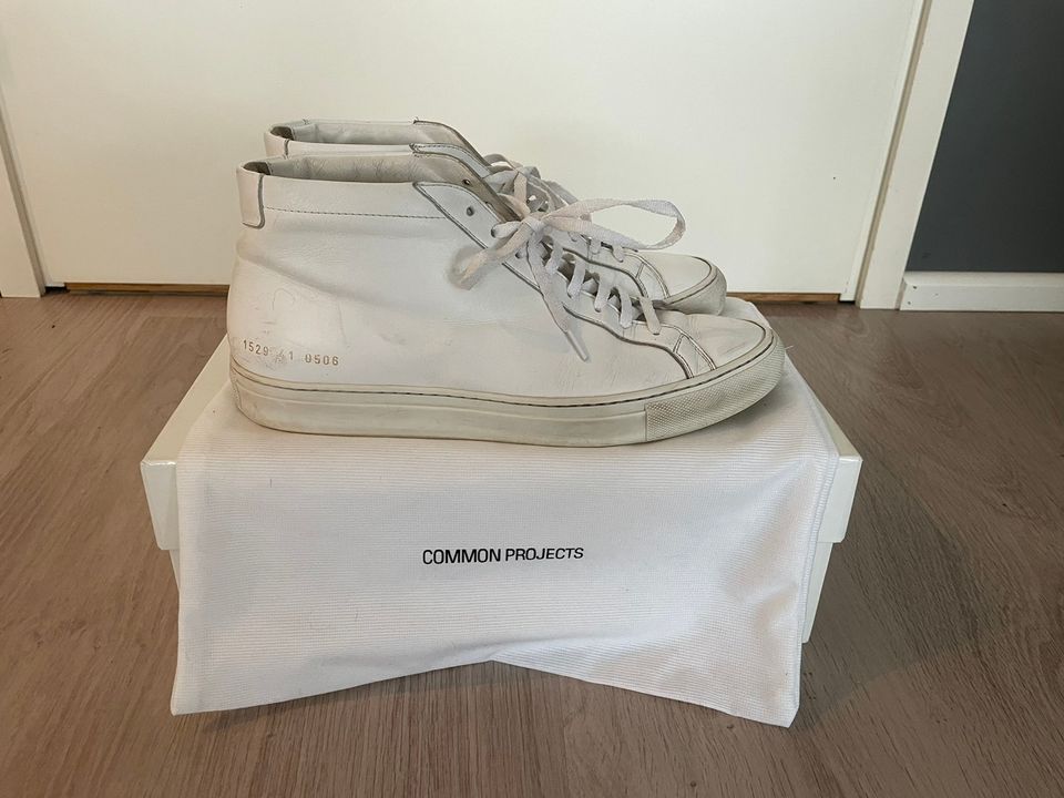 Common Projects Achilles mid