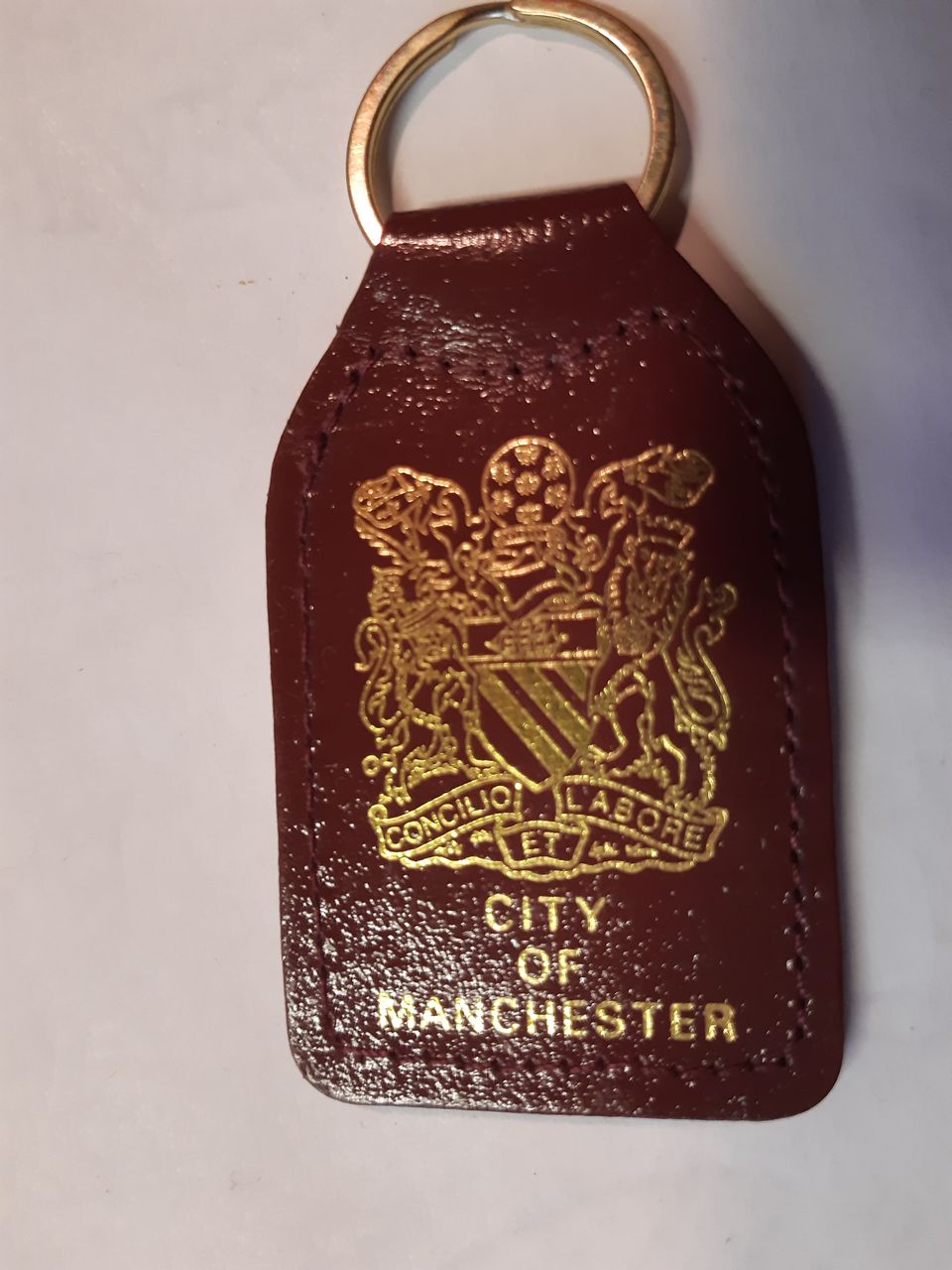 City Of Manchester avaimenperä postituskuluineen