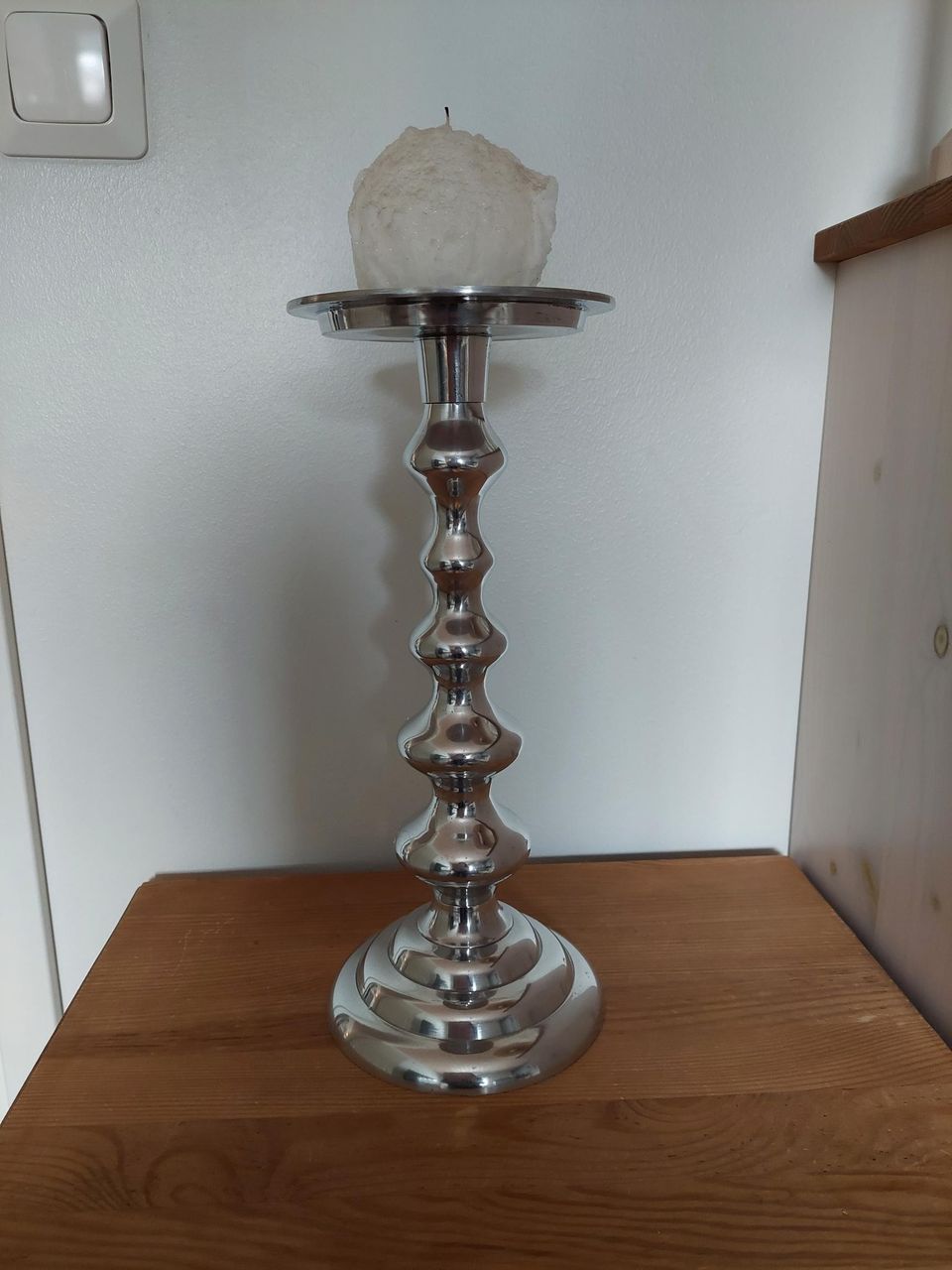Metallinen kynttilänjalka 35cm (Pentik)