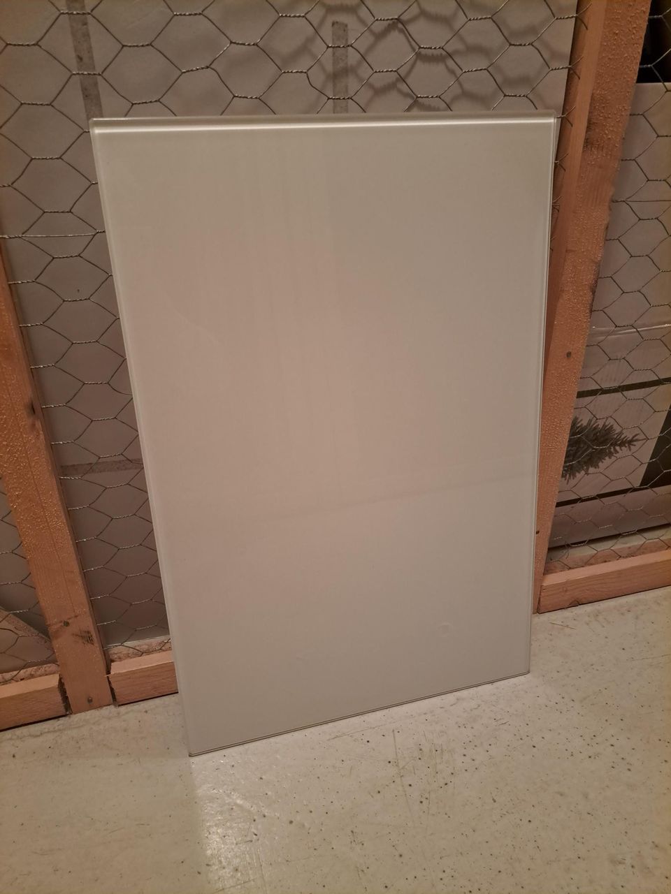 Ikea Bestå lasilevy 60×40 cm
