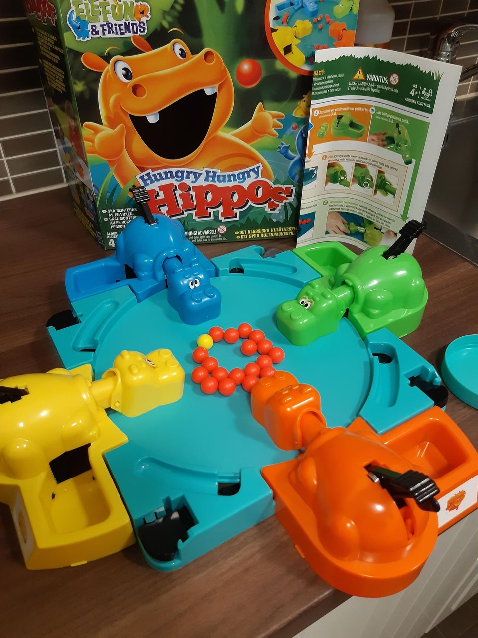 Hungry hungry hippos peli