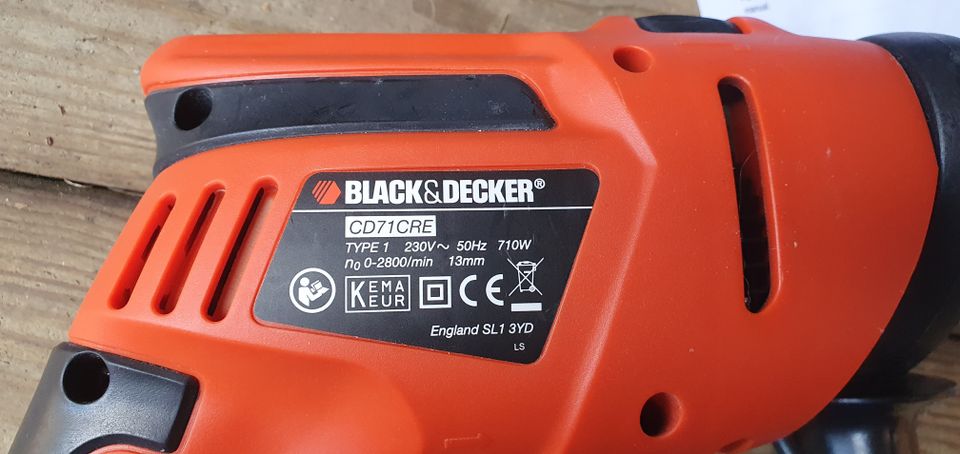 Iskuporakone Black & Decker