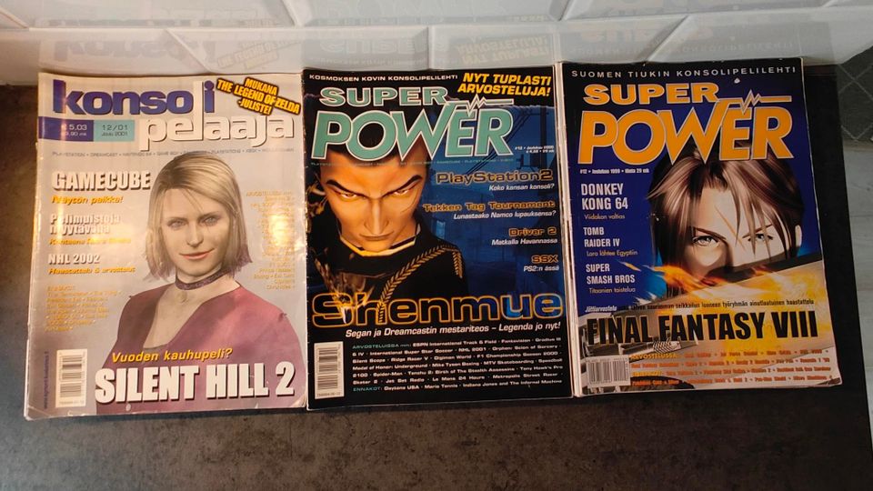 Super Power ja Konsolipelaaja -lehtiä