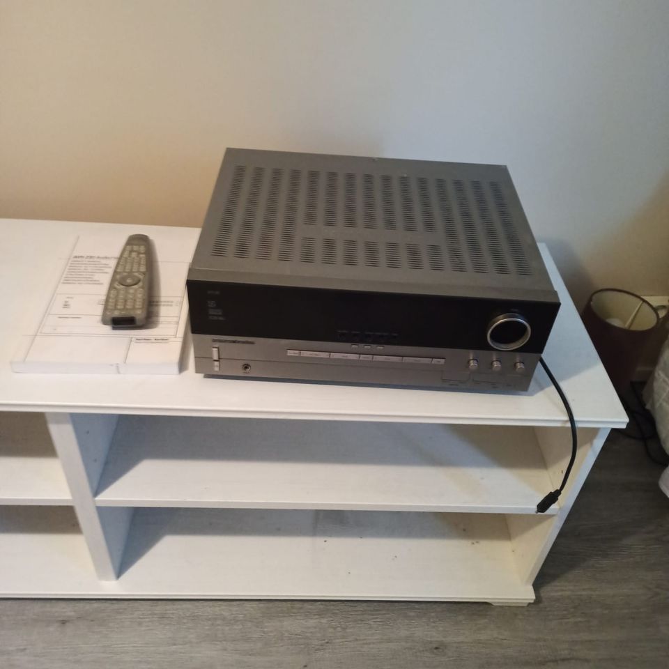 Harman Kardon AVR 230