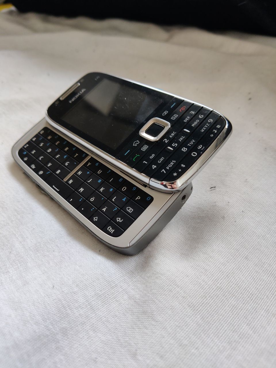 Nokia Eseries E75