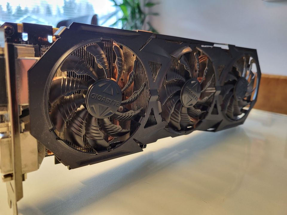 Gigabyte Windforce GeForce GTX-970 näytönohjain / 1kk takuu