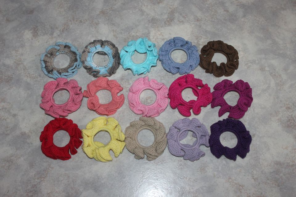 Ponnari/Scrunchie (uusi)