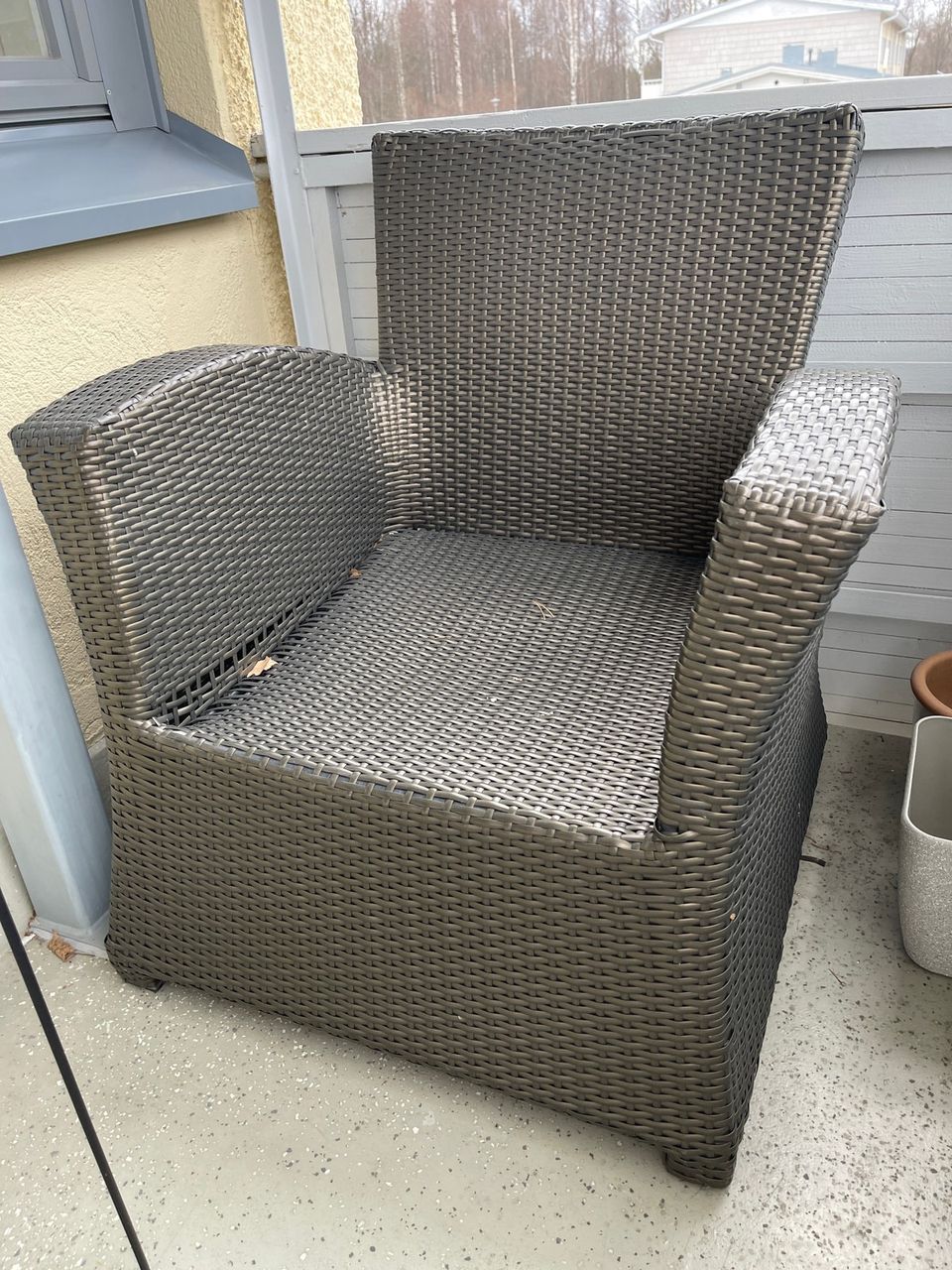 Polyrottinkinen tuoli