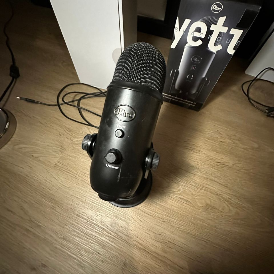 Logitech Blue Yeti