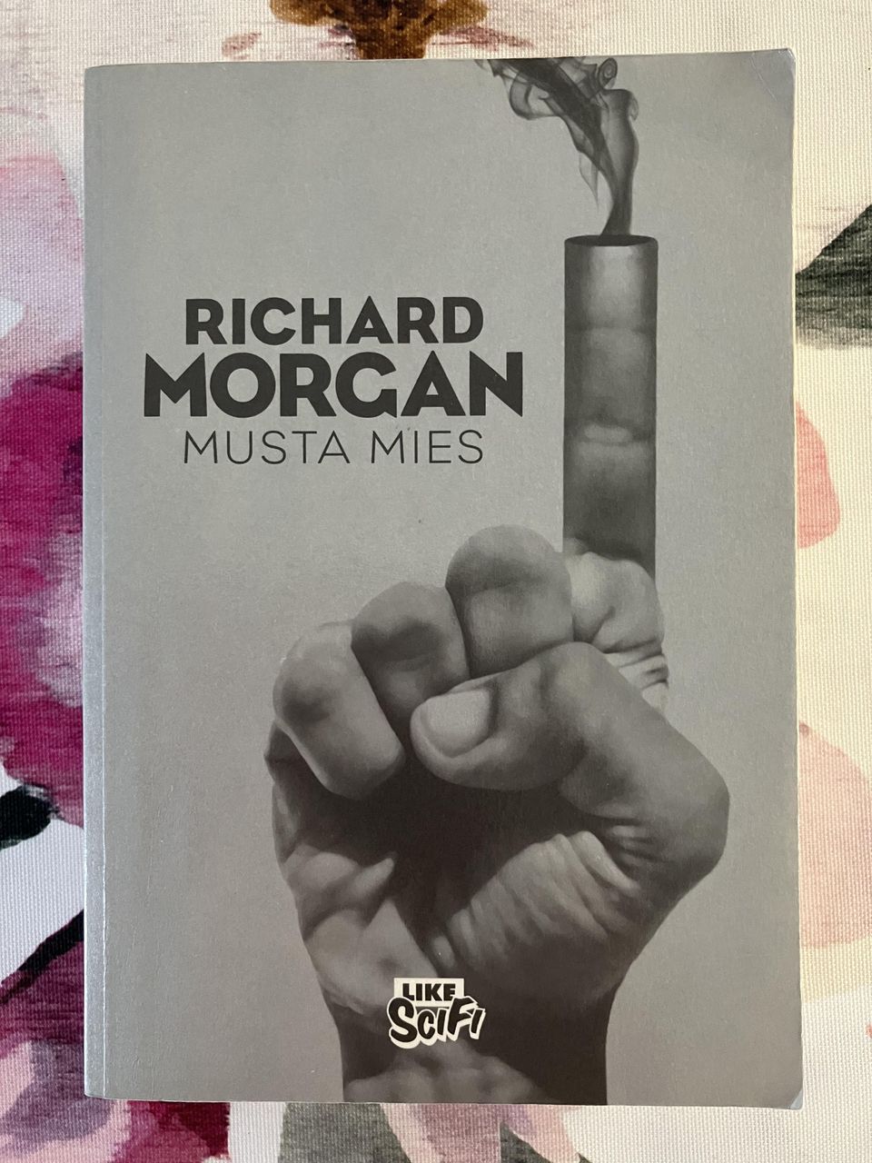 Richard Morgan : Musta mies
