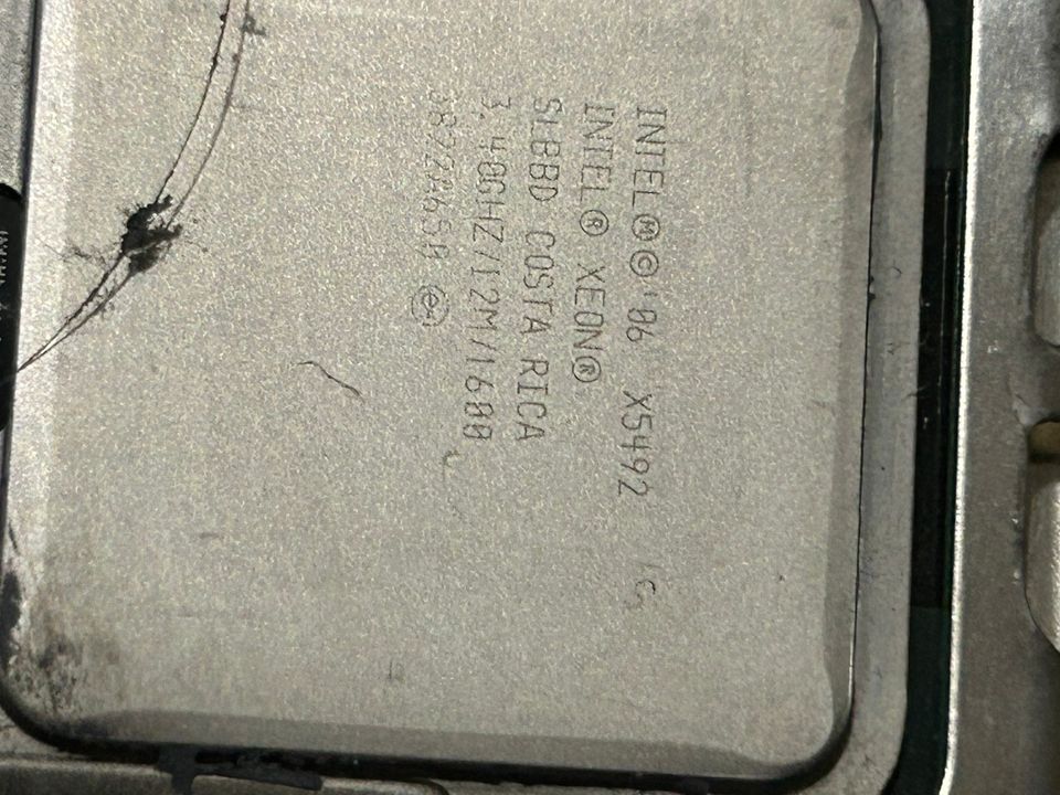 Intel Xeon X5492 LGA775 (2kpl)