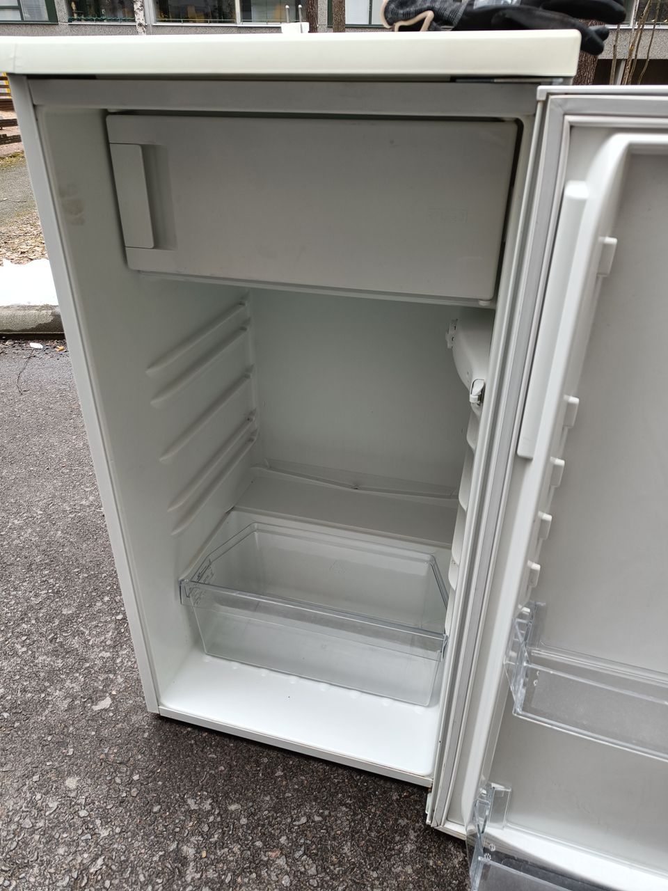 Electrolux jääkaappi ERF1904FOW (105 cm)
