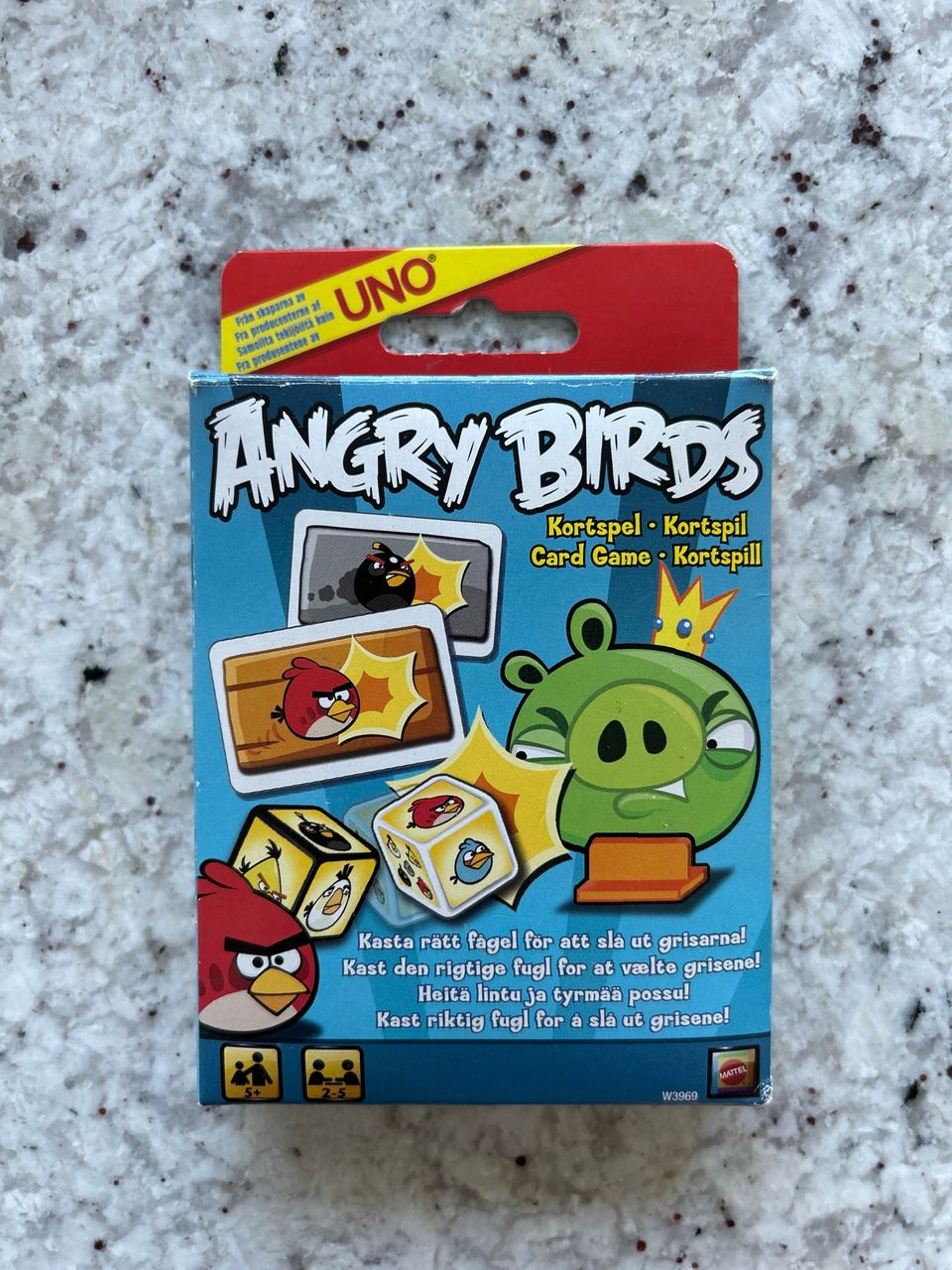 Angry birds -korttipeli