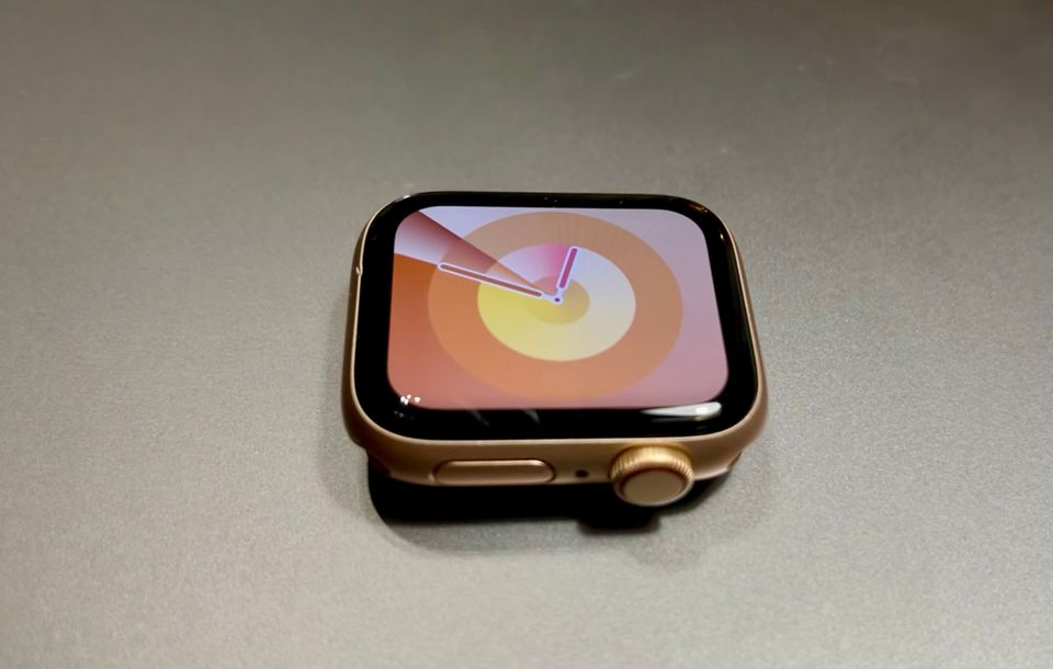 Apple watch SE 2021 gps + cellular 40 mm gold