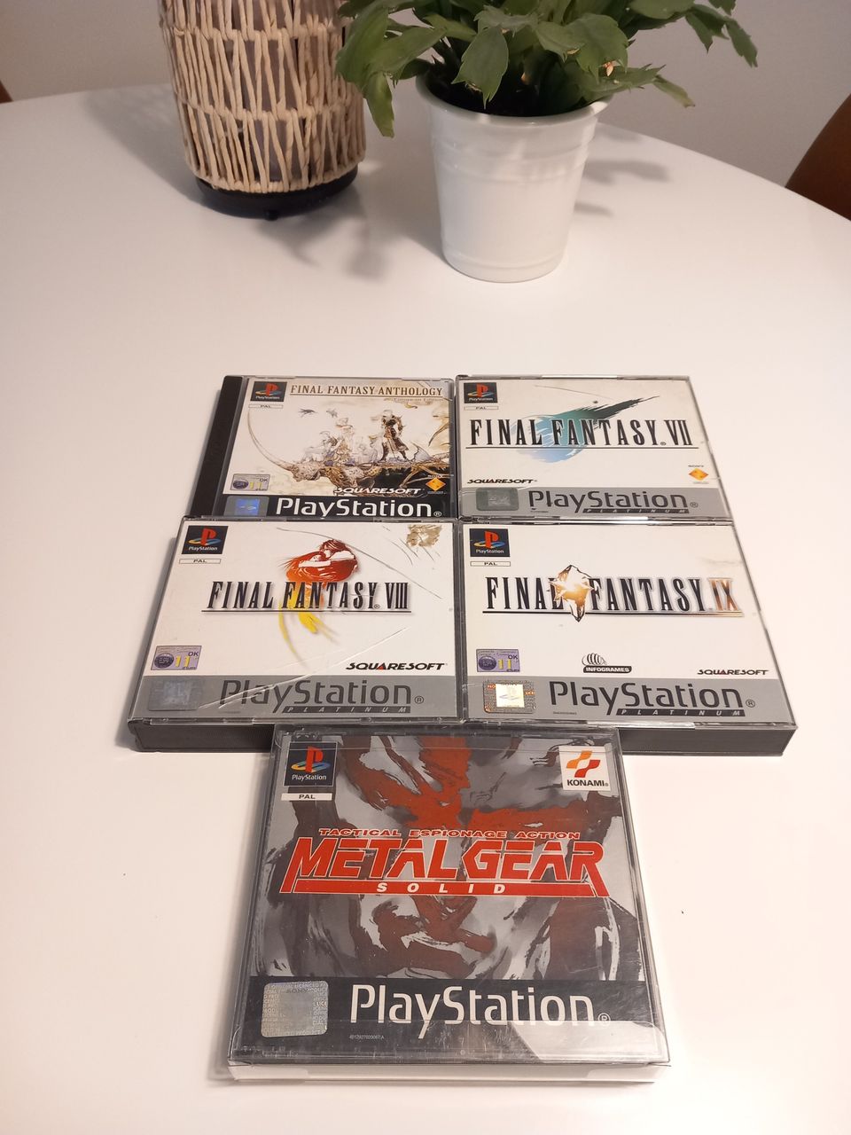 PS1 pelejä