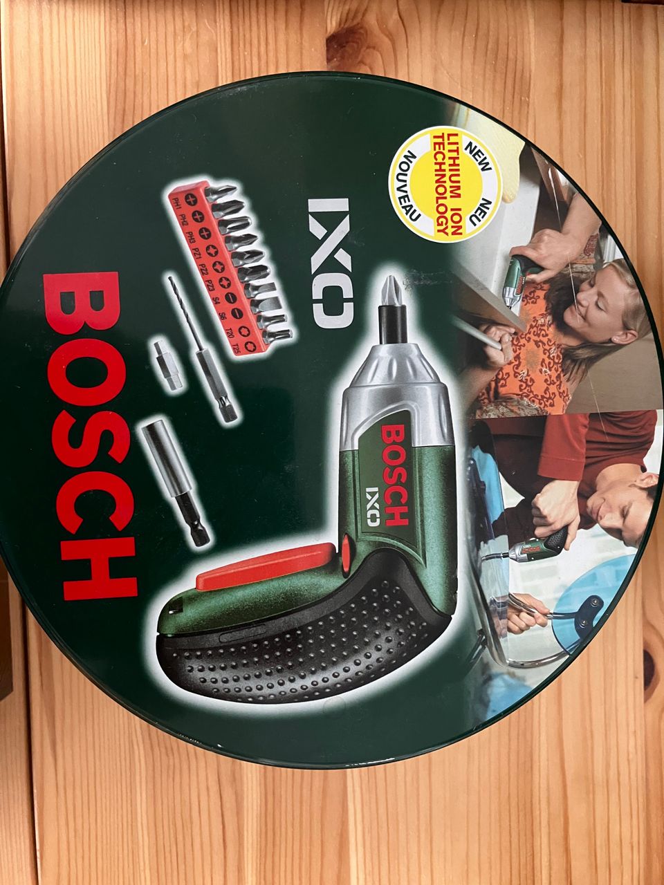 Bosch IXO V 3,6V ruuvinväännin