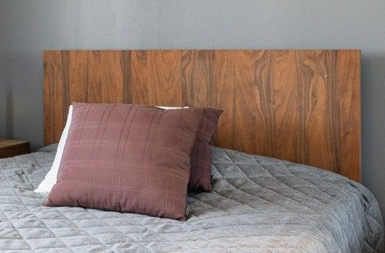 Pähkinän värinen sängynpääty 140cm