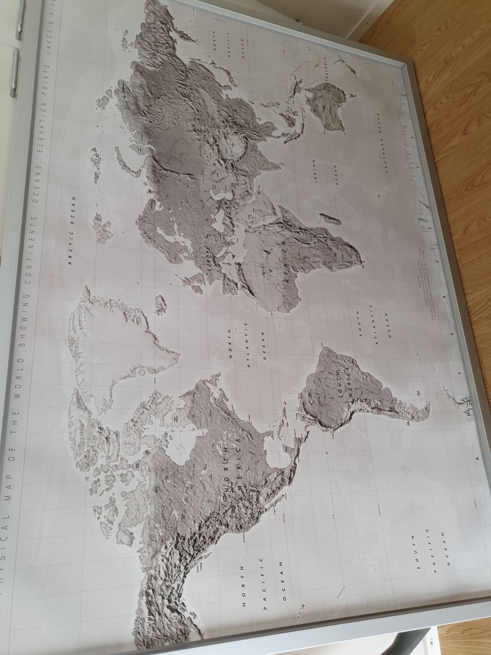 Iso maailmankartta
