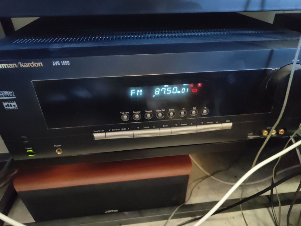 Harman kardon avr 1550