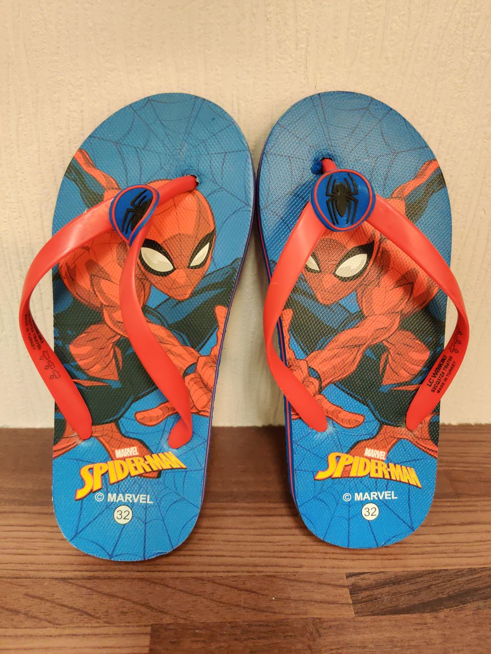 Spiderman sandaalit