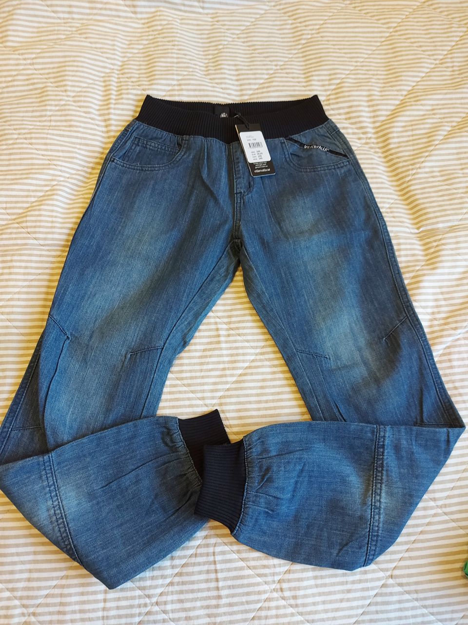 Villervalla farkut 152cm relaxed jeans