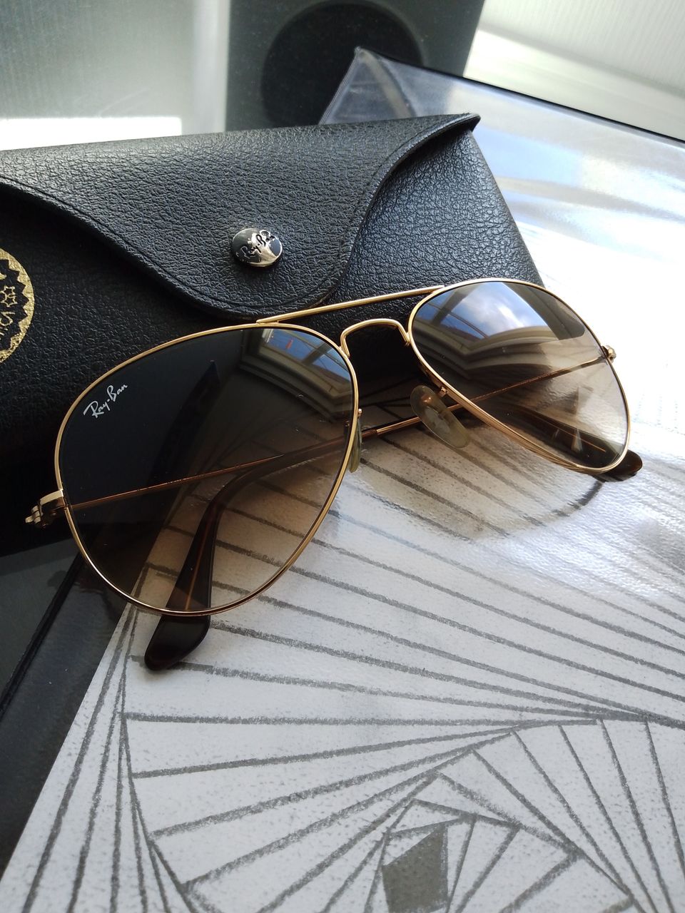 Ray-Ban RB3025 aviator aurinkolasit