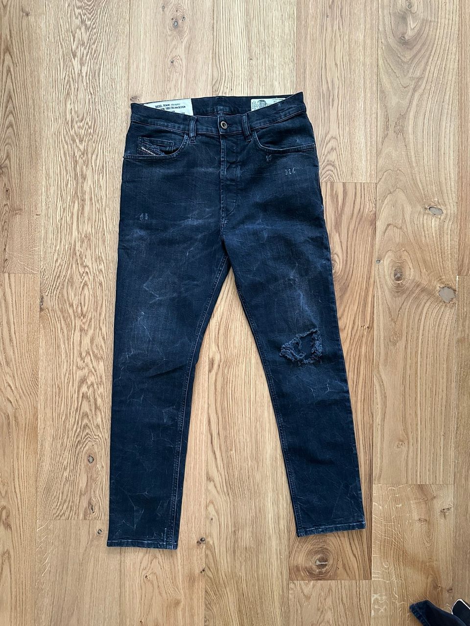 Diesel Distressed Slim Jeans size 31 x 32